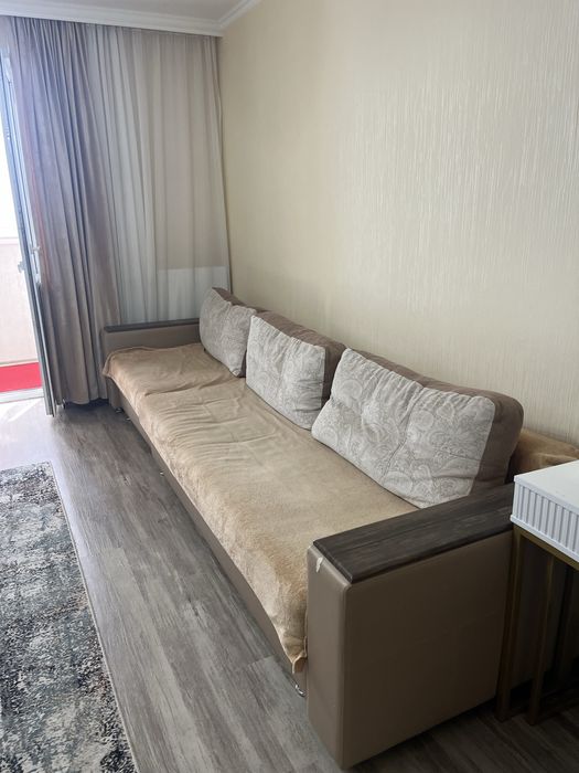 Диван с буфиком даром