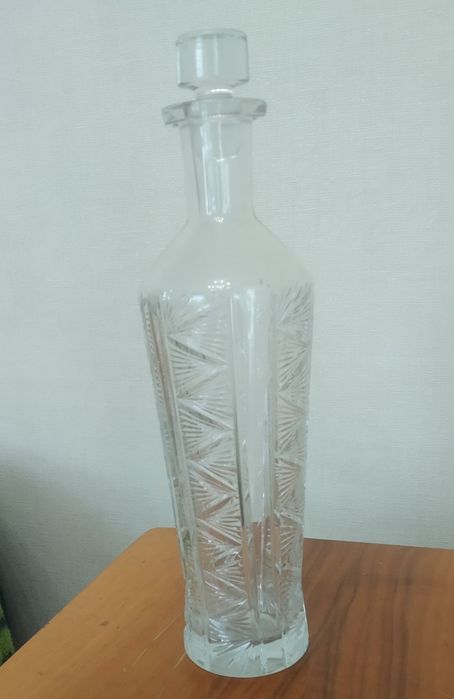 Продам хрустальный графин