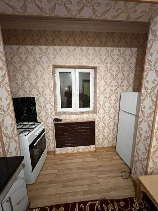 Yunusobod-8, Magnit Torgoviy Sentr Roʻparasida