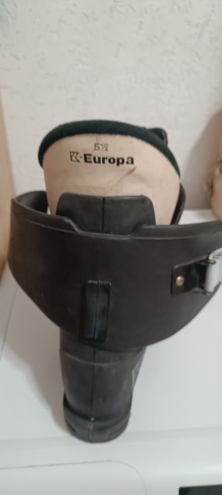 Продавам Ски обувки