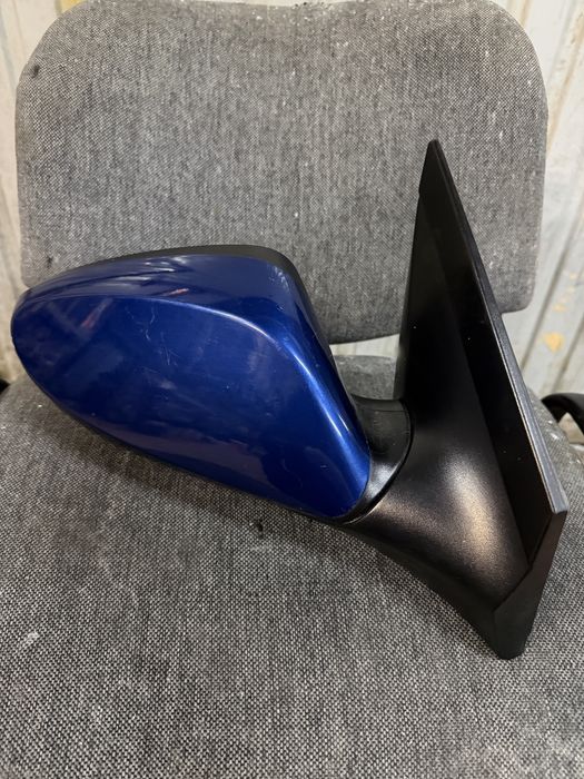 Хундай Акцент Боковой айна сатылады Правый