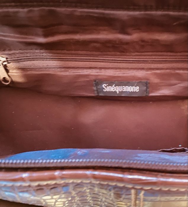 Кожена чанта Sinequanone