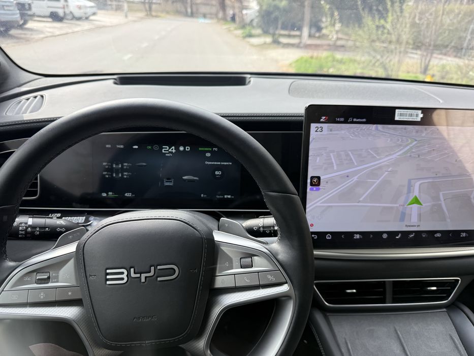 BYD  Seoline 7     2025.  9500 km