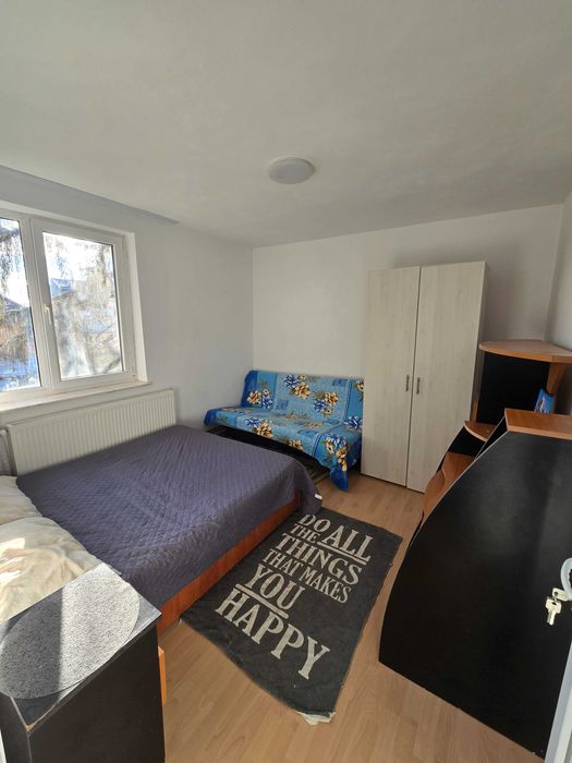 Inchiriez apartament cu 2 camere zona 1 Mai
