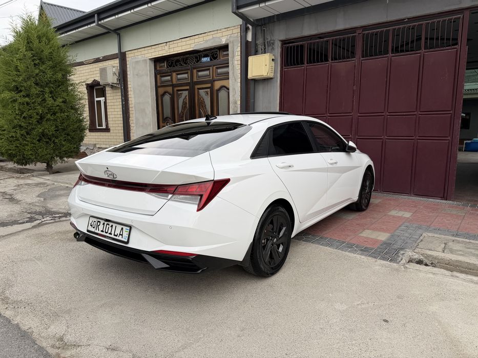 Хюндай Элантра 1.6