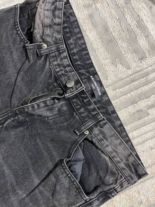 Balenciaga Lost Tape Size M