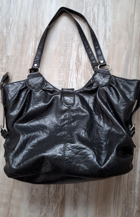 Мини черна чантичка ZARA