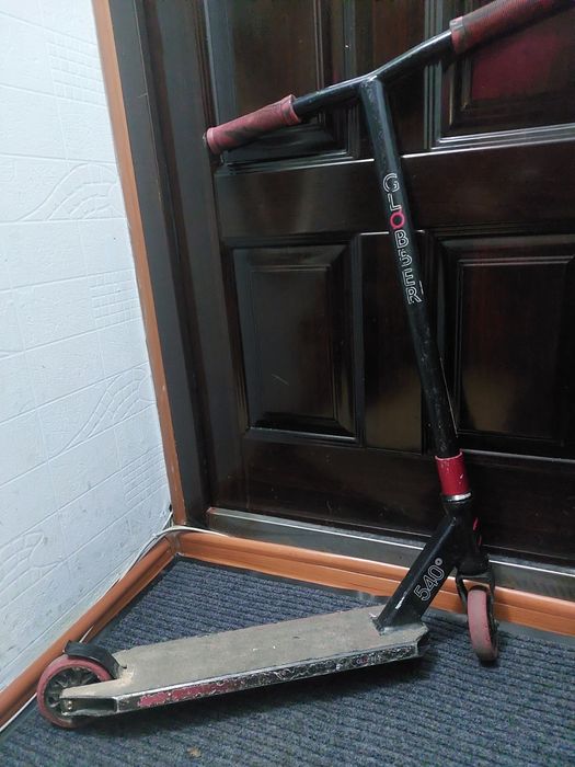 Трюковой самокат Глобер