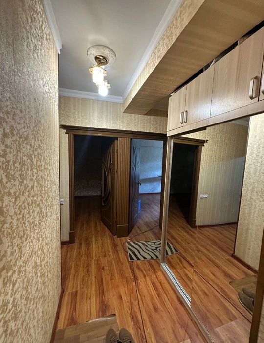 Юнусабад 4 - 3/3/4 кирпичный дом