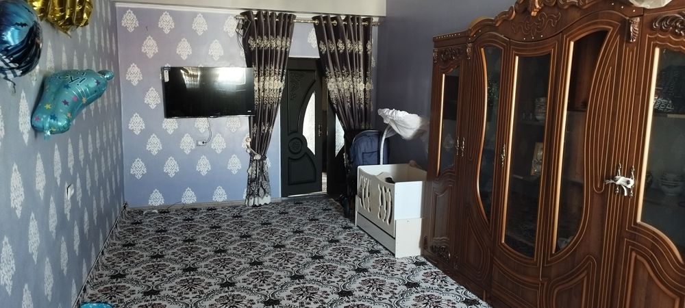 Квартира 4-комнатная  в центре города Кагана  эитный дом