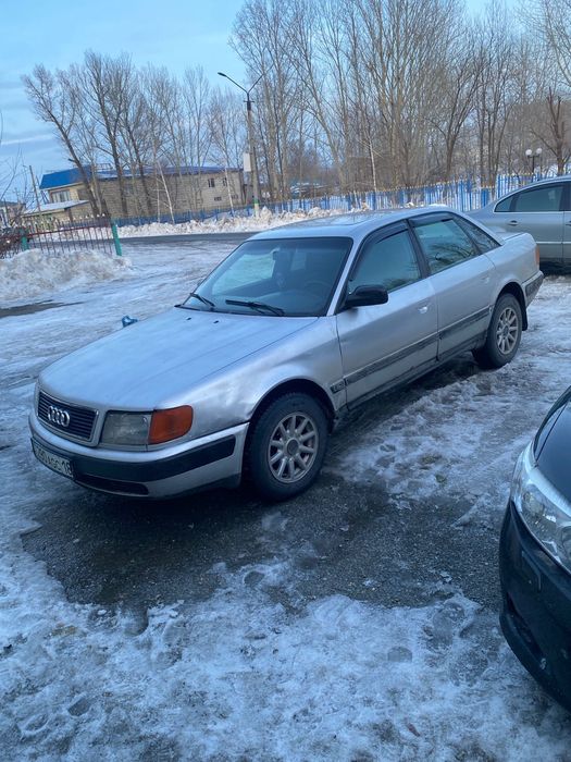 Ауди 100 с4 машина