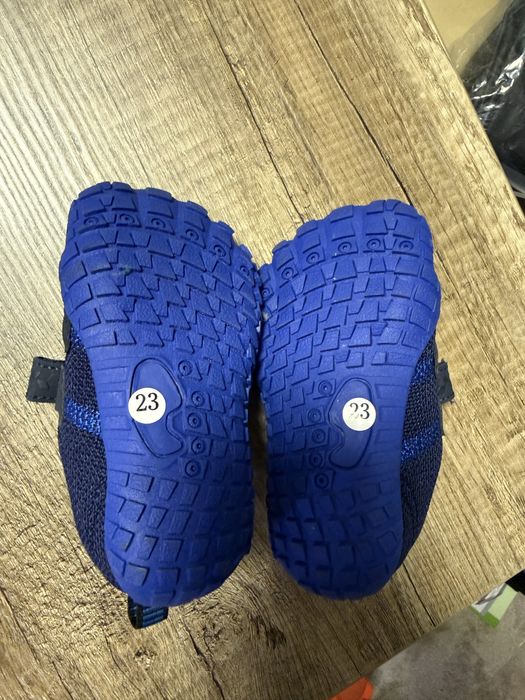 Детски боси обувки Kubua 23 номер