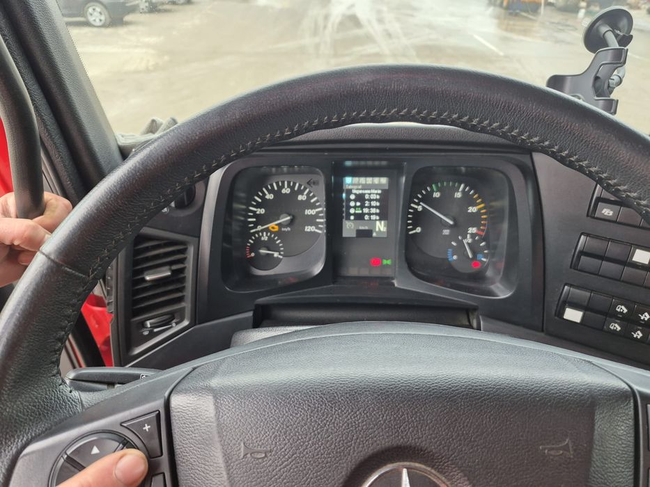 Mercedes Arocs 2017 basculanta(traker) 8x4