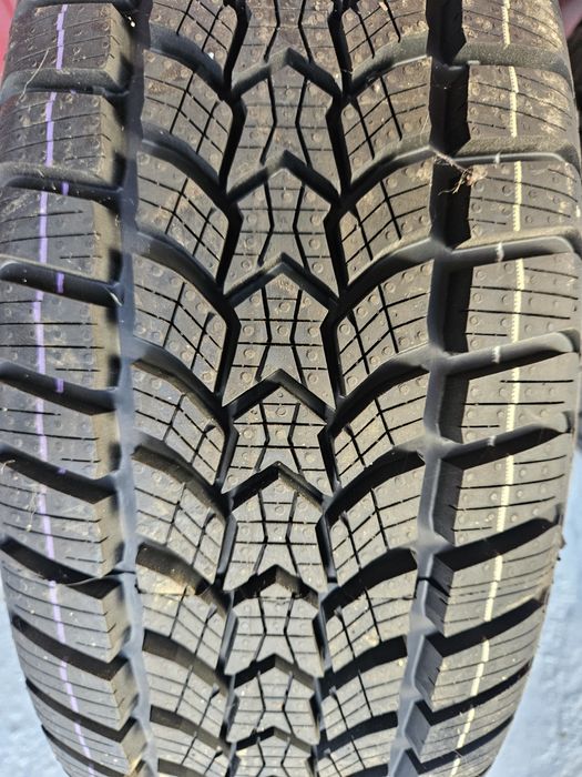 Anvelope Debica 205/60 r16