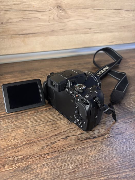 Nikon Coolpix B700 – 4K, 60x оптичен зуум