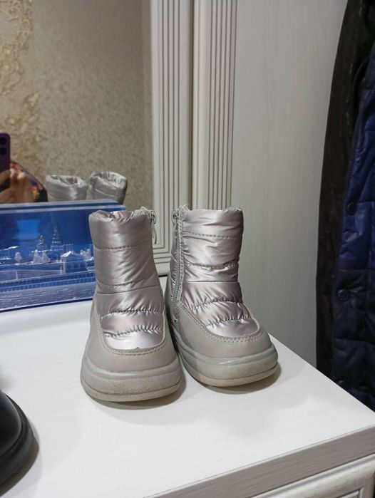 Детская обувь в хорошем состоянии