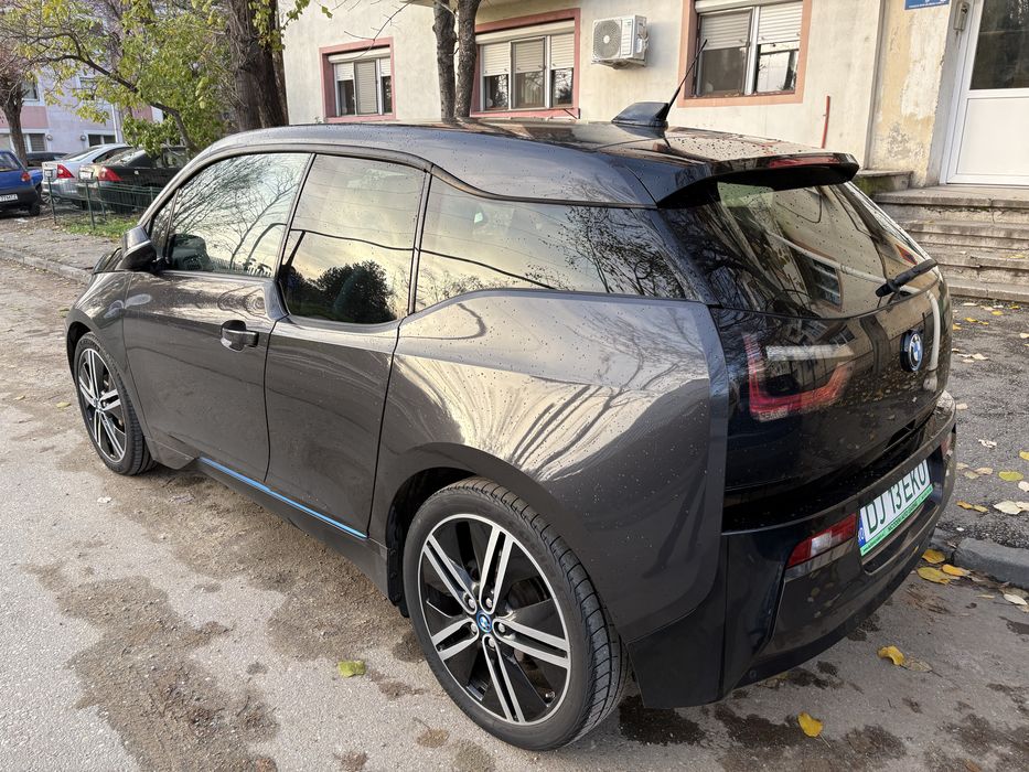 BMW i3 2015 170 cp. electrica impecabila