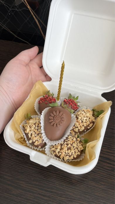 Бенто набор, Клубника в шоколаде