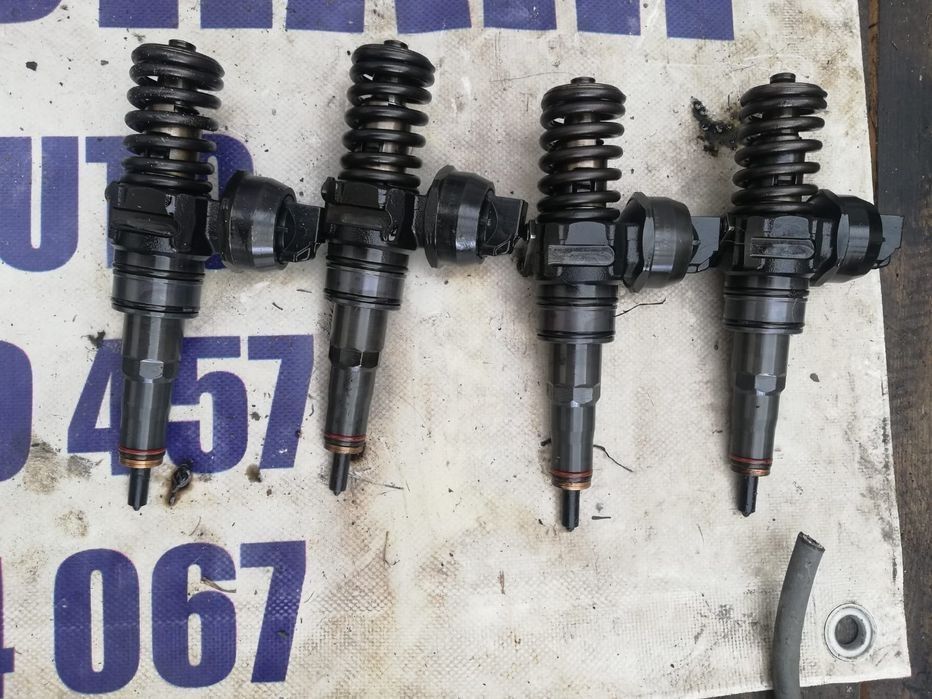 Injectoare vw passat,golf 5,audi,a3,motor 1,9 tdi bls