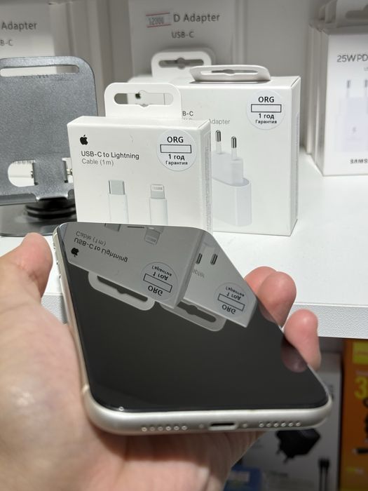 iPhone 11 с гарантией