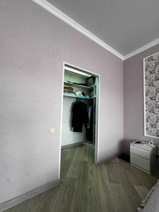 Продам 5комн кв Нектар с ремонтом