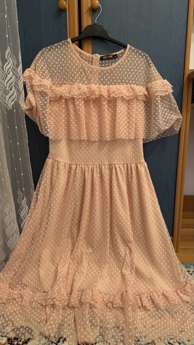 Листайте все платье по 5000 тенге