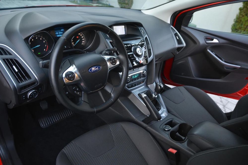 Ford focus 1.0 2014