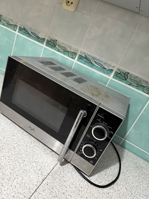 Микроволновка.