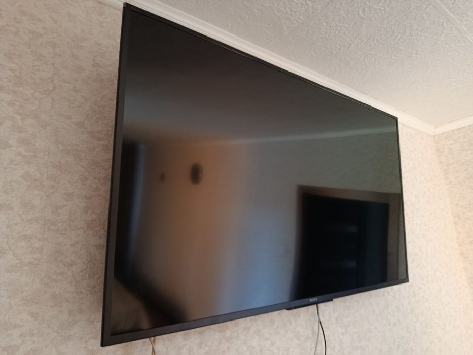 Телевизор SONY..