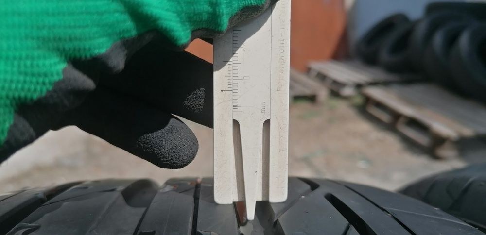 225/50/18 Бриджстоун ДОТ 2017 г