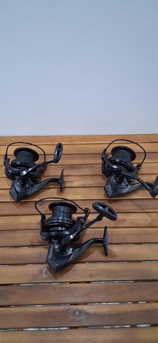 3 Броя Нови макари 14000 Black edition  17+1 лагера
Касти