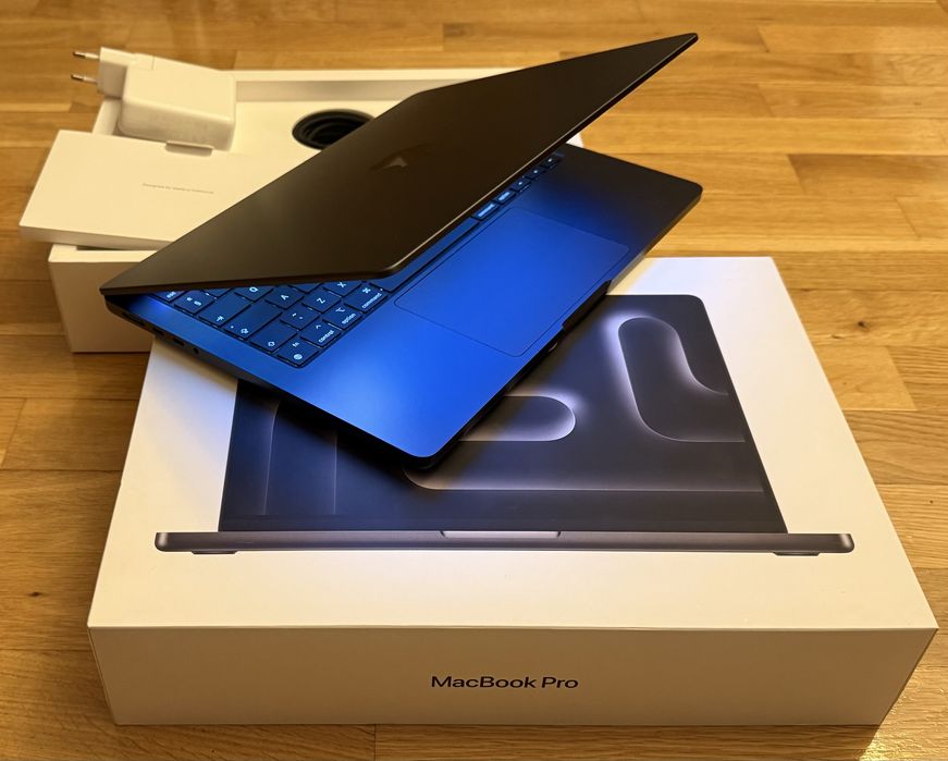 macbook pro 14 m4 pro - Laptopuri oferte online | OLX.ro