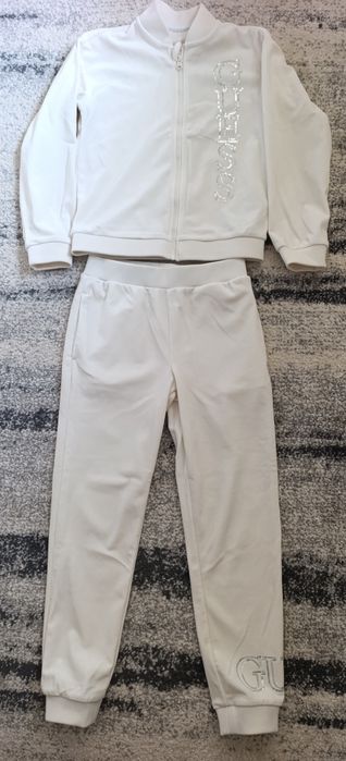 Анцуг/екип Guess кадифе за момиче + тениска