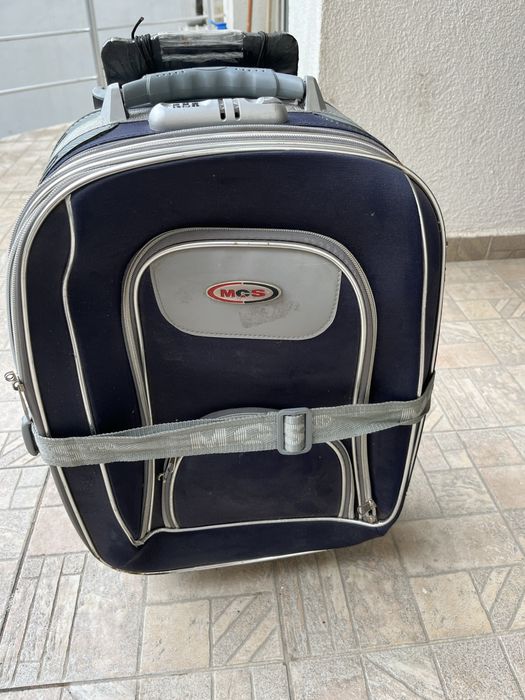 малък куфар за багаж