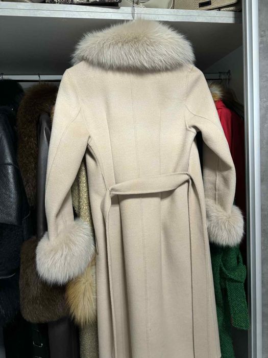 Палто с естествен косъм