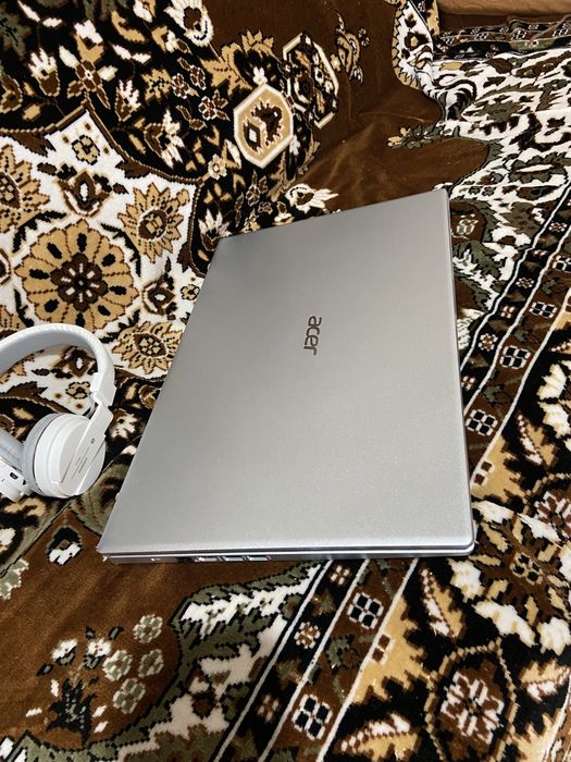 Acer стильный новый 11пок
