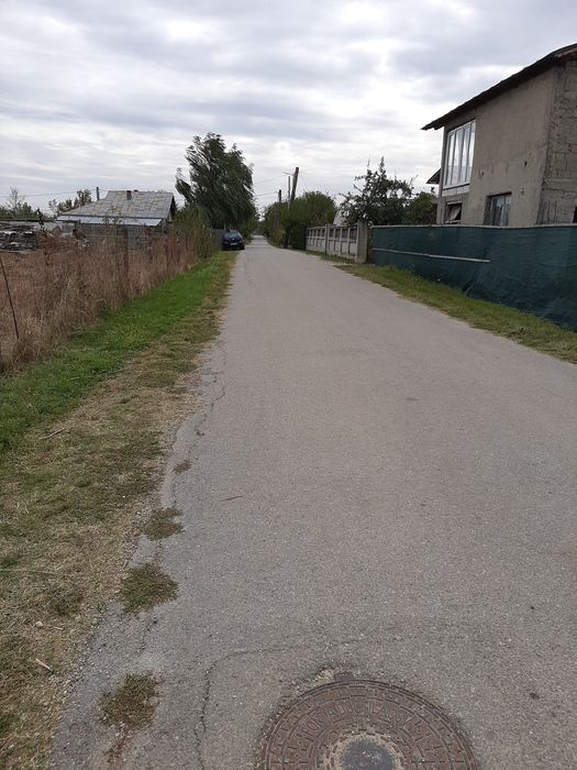 Tere  PERIS  - Movila cu  UTILITATI  + Asfalt