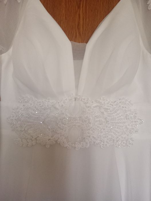 Vând rochie de mireasă