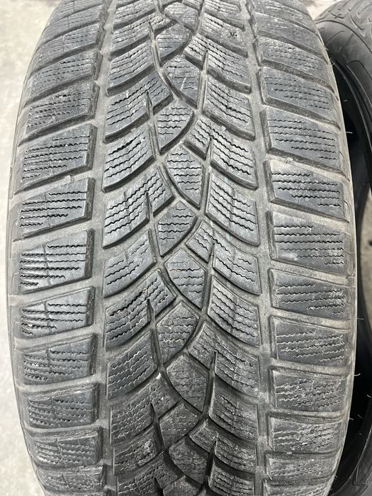 235/50/19 Зимни гуми GoodYear