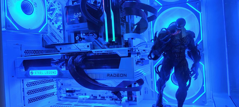 Топ Гейминг PC: Ryzen 7 7800X3D / RX 9070 XT Steel Legend / 32GB DDR5 / 2TB NVMe