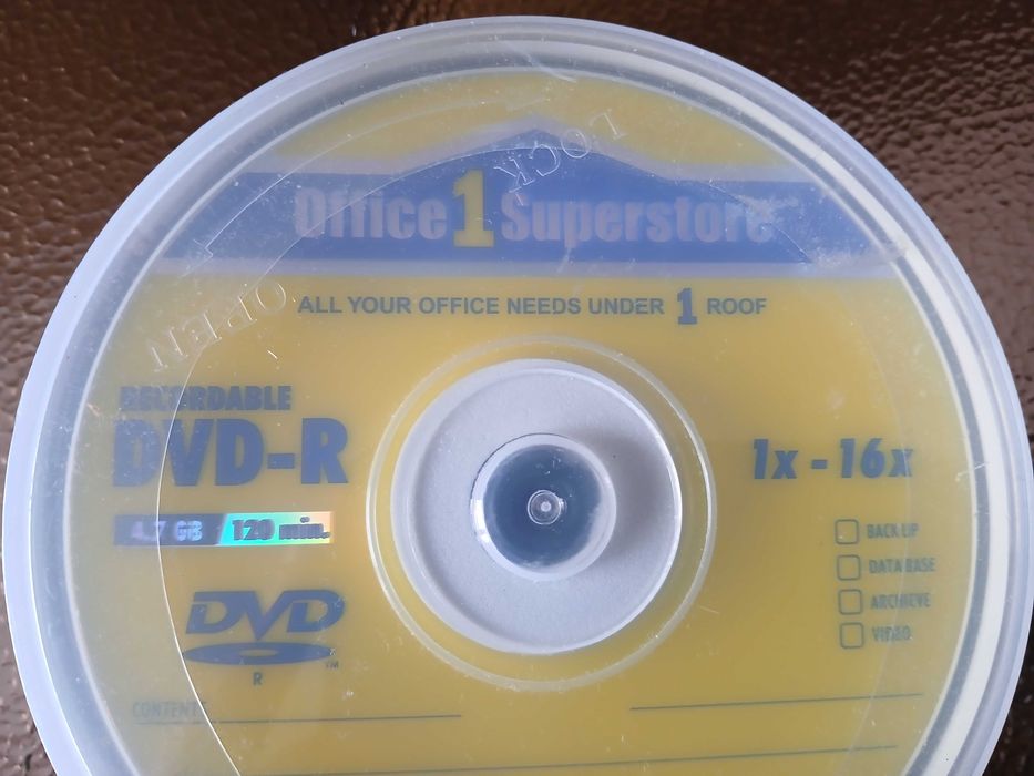 Продавам нови, неразпечатани, записваеми  DVD-R дискове