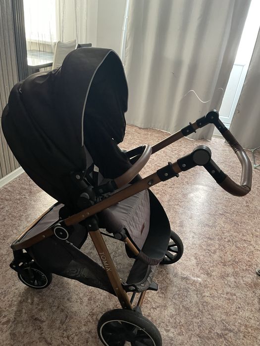 Отдам коляску tomix aura 2в1