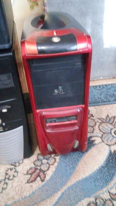 продават се компютри и мини компютър монитори  лаптопи  таблети и част