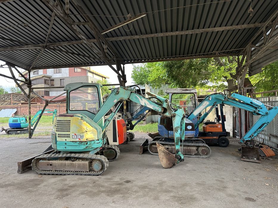 Мини экскаватор YANMAR B3U