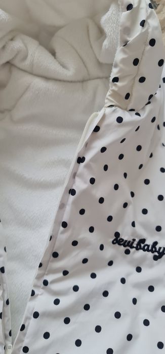 Продам детский комбинезон демисезон 0-6  мес