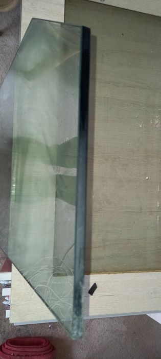 Прилавка ва подставкалар учун 10 лик кесилган колёный ойна