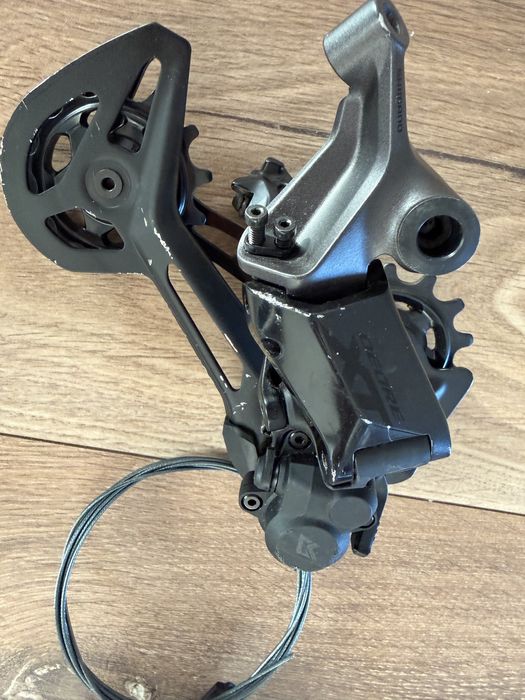 Команда и дерайльор Shimano Xt-11S