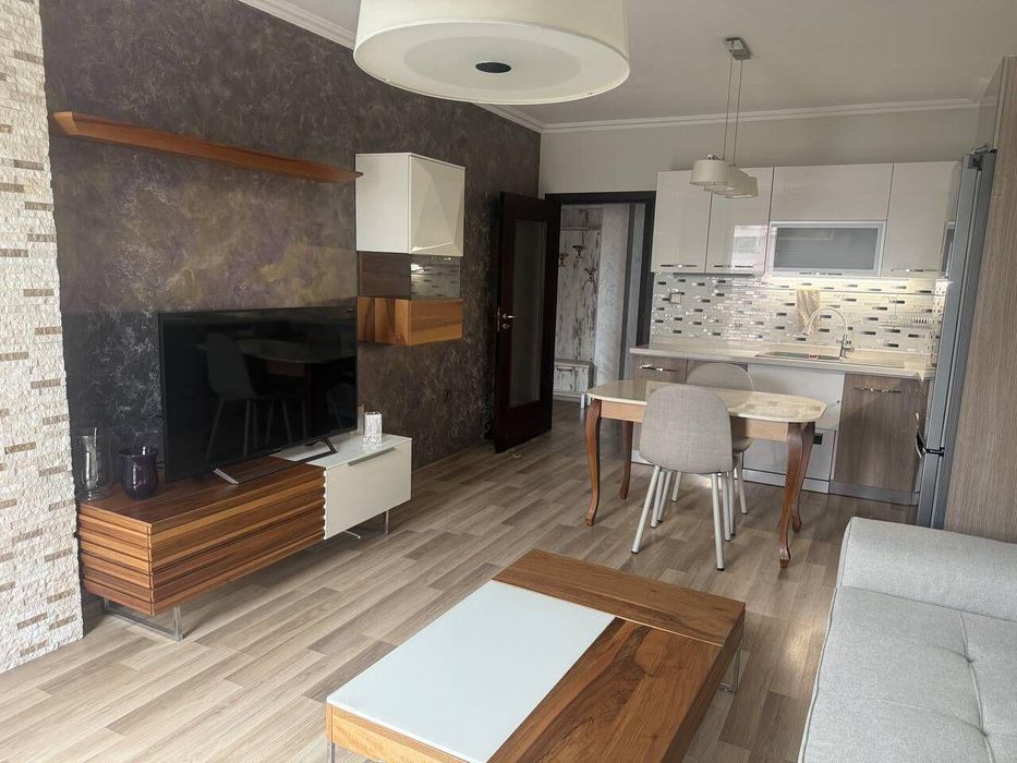 Дава се под наем Двустаен апартамент в Пловдив, Кючук Париж - 55 кв.м за 400 € - Снимка #2