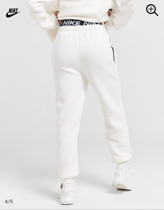 Nike Tech Fleece оригинален екип XS размер