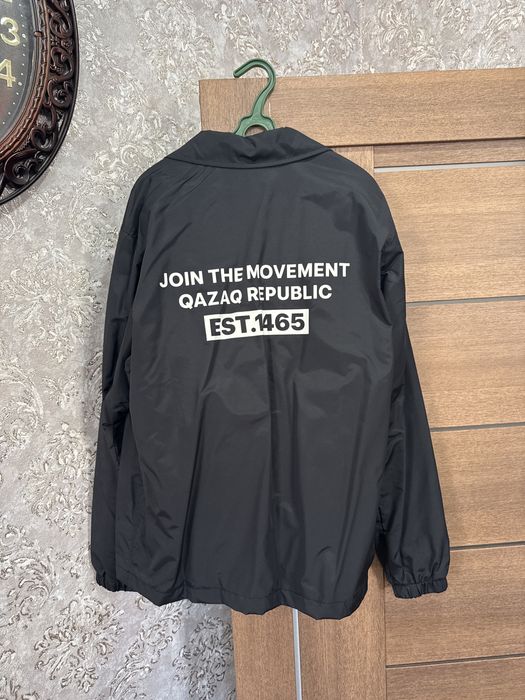 Продам куртку молодежную